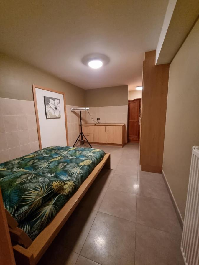 Susberg 3 Luxe Verblijf Met Zwembad En Sauna NeerNeerpelt Exterior foto